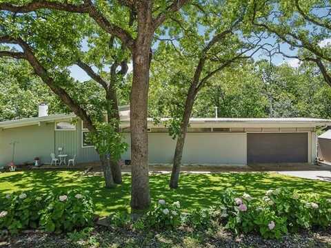 3409 Willowood Drive, Bartlesville, OK 74006