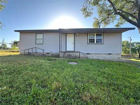 621 S 3rd Street, Morris, OK 74445