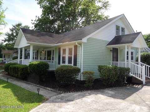 108 Swan Point Road, Bayboro, NC 28515
