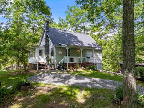 6109 Langhorne Road, Pulaski, VA 24301