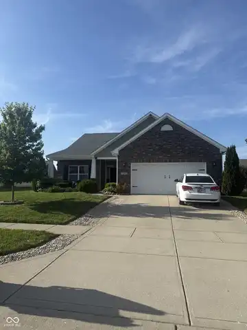 874 Rosewood Drive, Greenwood, IN 46143
