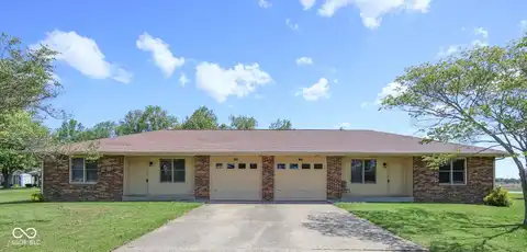 1367 Brookside Court, Columbus, IN 47201