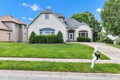 6610 Royal Oakland Drive, Indianapolis, IN 46236
