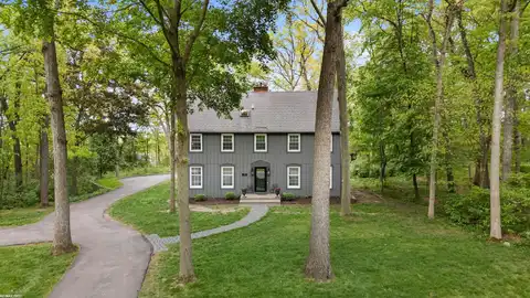 2639 Stoodleigh, Rochester Hills, MI 48309