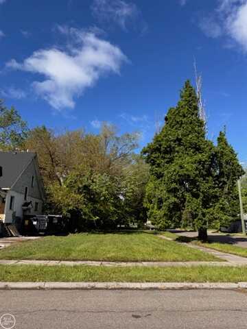 395 Chalmers, Detroit, MI 48215