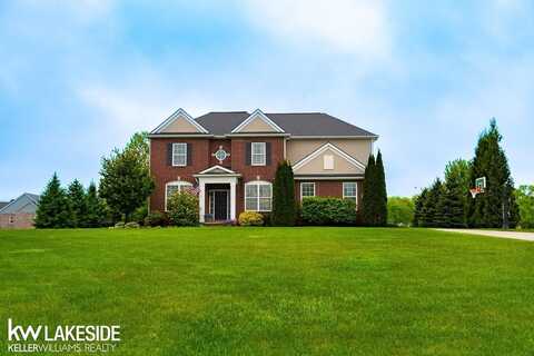 75413 ELK HORN, Bruce, MI 48065