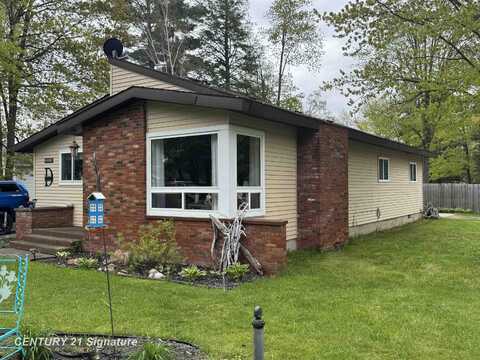 405 Erie, Houghton Lake, MI 48629