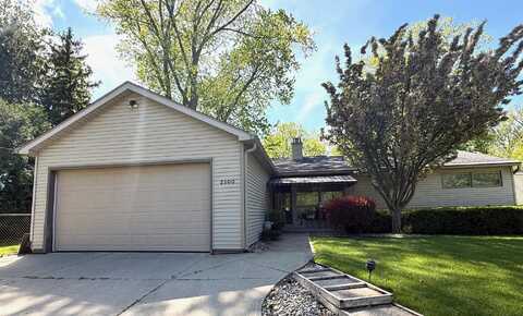 2500 LEE, Bay City, MI 48708
