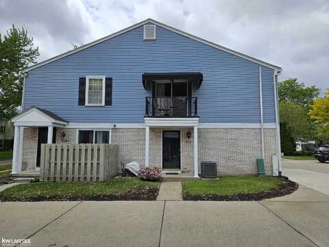 24633 Spring Ln, Harrison, MI 48045