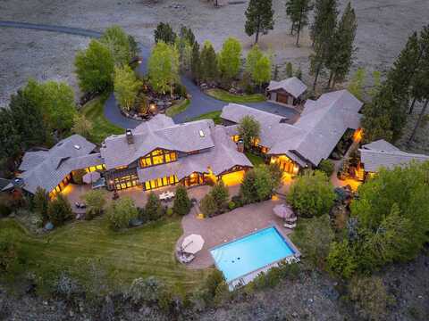 18883 Sutherland Court, Bend, OR 97702