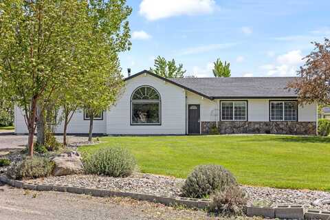 6293 SW McVey Avenue, Redmond, OR 97756