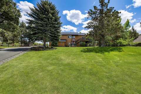 63232 Peterman Lane, Bend, OR 97701
