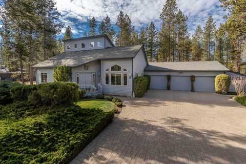 57817 Mt Adams Lane, Sunriver, OR 97707