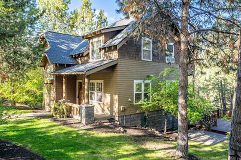 160 NW 17th Street, Bend, OR 97703