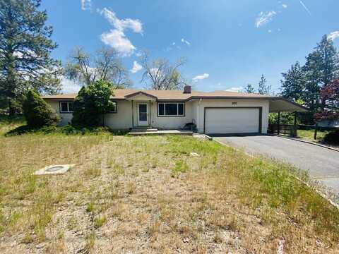 2171 Thrall Street, Klamath Falls, OR 97601