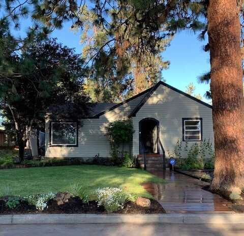 135 SE SE 4th St Street, Bend, OR 97702