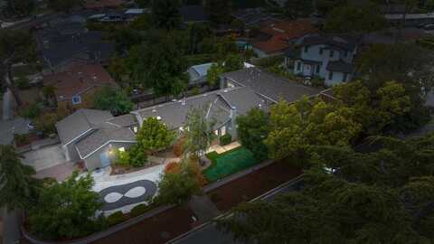 20393 Zorka AVE, SARATOGA, CA 95070