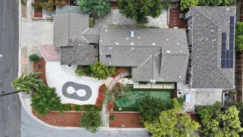 20393 Zorka AVE, SARATOGA, CA 95070