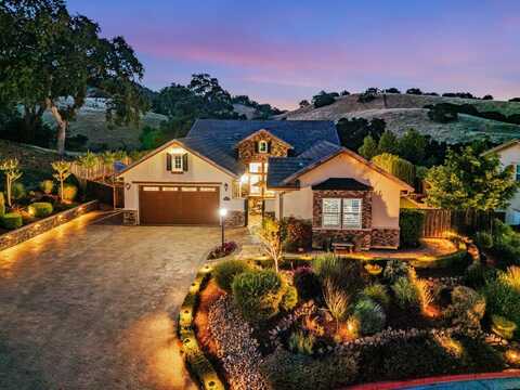 1861 Carob CT, GILROY, CA 95020
