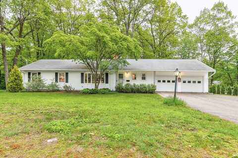45 Surrey Ln, Holden, MA 01520
