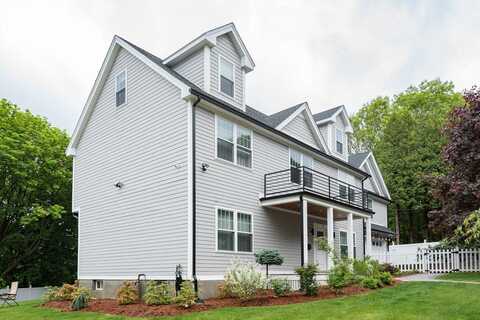 6 Fallon Cir, Braintree, MA 02184