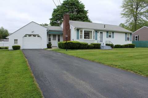 31 Lee Ave, Fitchburg, MA 01420