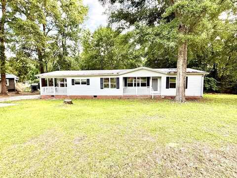118 Bearcamp Lake Road, Irwinton, GA 31042