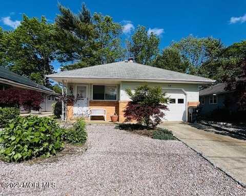 15 Mount Logan Lane, Toms River, NJ 08753
