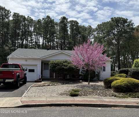 24 Upton Court, Toms River, NJ 08757