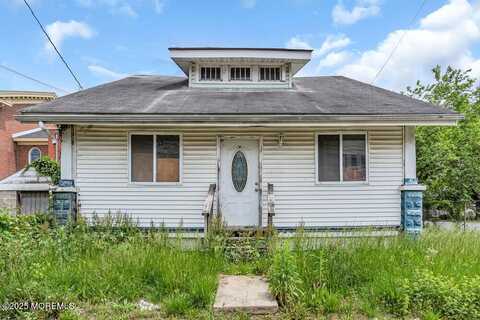 4 Oak Street, Salem, NJ 08079