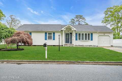 1012 Bismarck Street, Toms River, NJ 08757