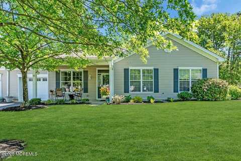 16 Morningside Court, Lakewood, NJ 08701