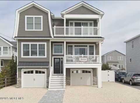 107 Ortley Avenue, Lavallette, NJ 08735