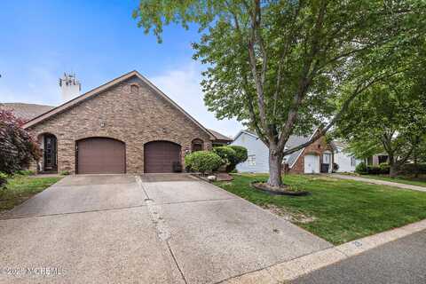 22 Fir Road, Manahawkin, NJ 08050