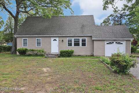 122 Oakwood Place, Forked River, NJ 08731