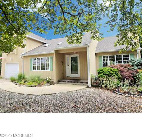 230 Christoffer Terrace, Toms River, NJ 08753