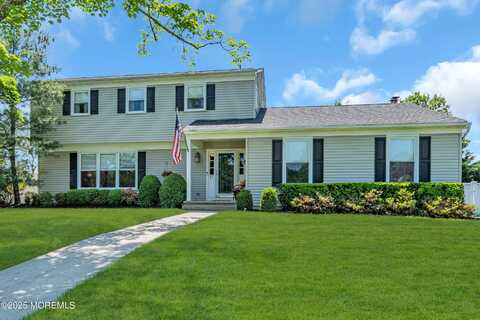 17 Acorn Drive, Middletown, NJ 07748
