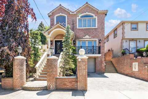 142-30 13th Avenue, Malba, NY 11357