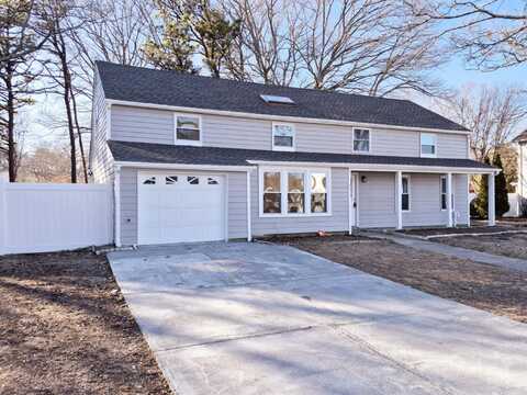 52 Nottingham Drive, Middle Island, NY 11953