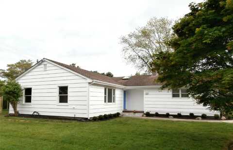 22950 Main Road, Orient, NY 11957