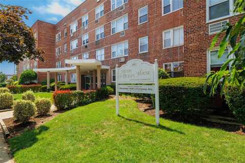 100 S Ocean Avenue, Freeport, NY 11520