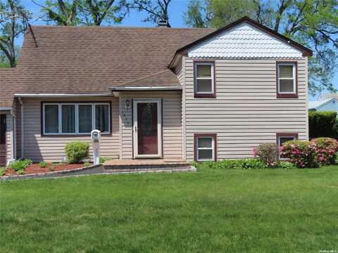 1436 Peters Boulevard, Bay Shore, NY 11706