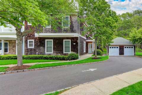 20 Gianna Court, Southampton, NY 11968