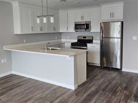221 eastview Drive, Central Islip, NY 11722