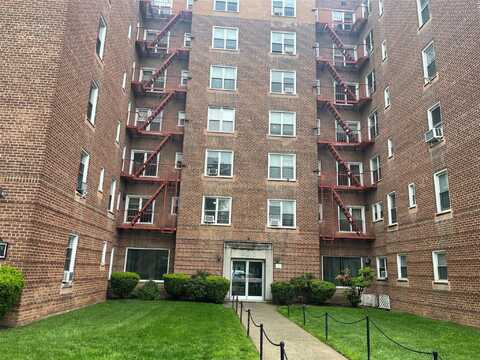 30-11 PARSONS Boulevard, Flushing, NY 11354