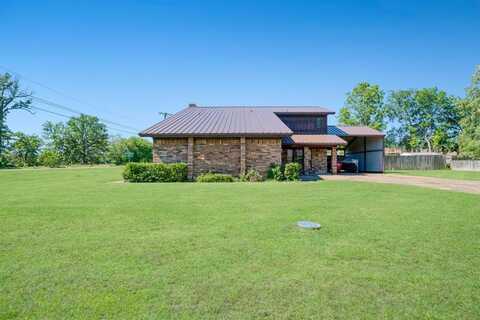 905 W 11th, Clarksville, TX 75426
