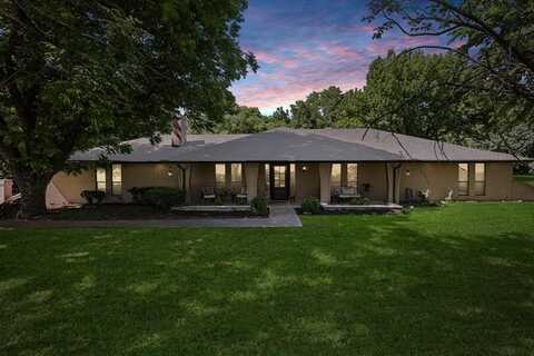 175 E Pleasant Run Road, Cedar Hill, TX 75104