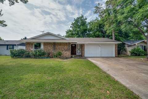 822 Milky Way, Garland, TX 75040