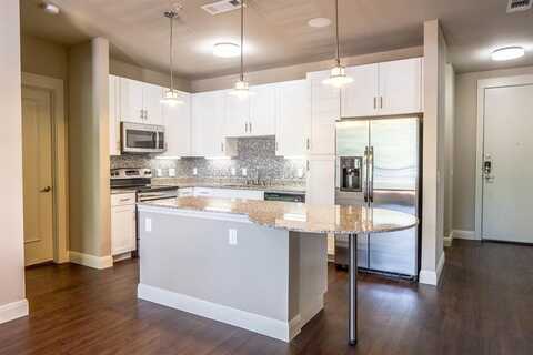 801 Bishop Avenue, Dallas, TX 75208