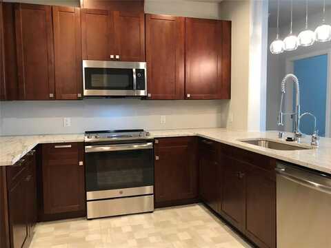 1220 W Trinity Mills Road, Carrollton, TX 75006